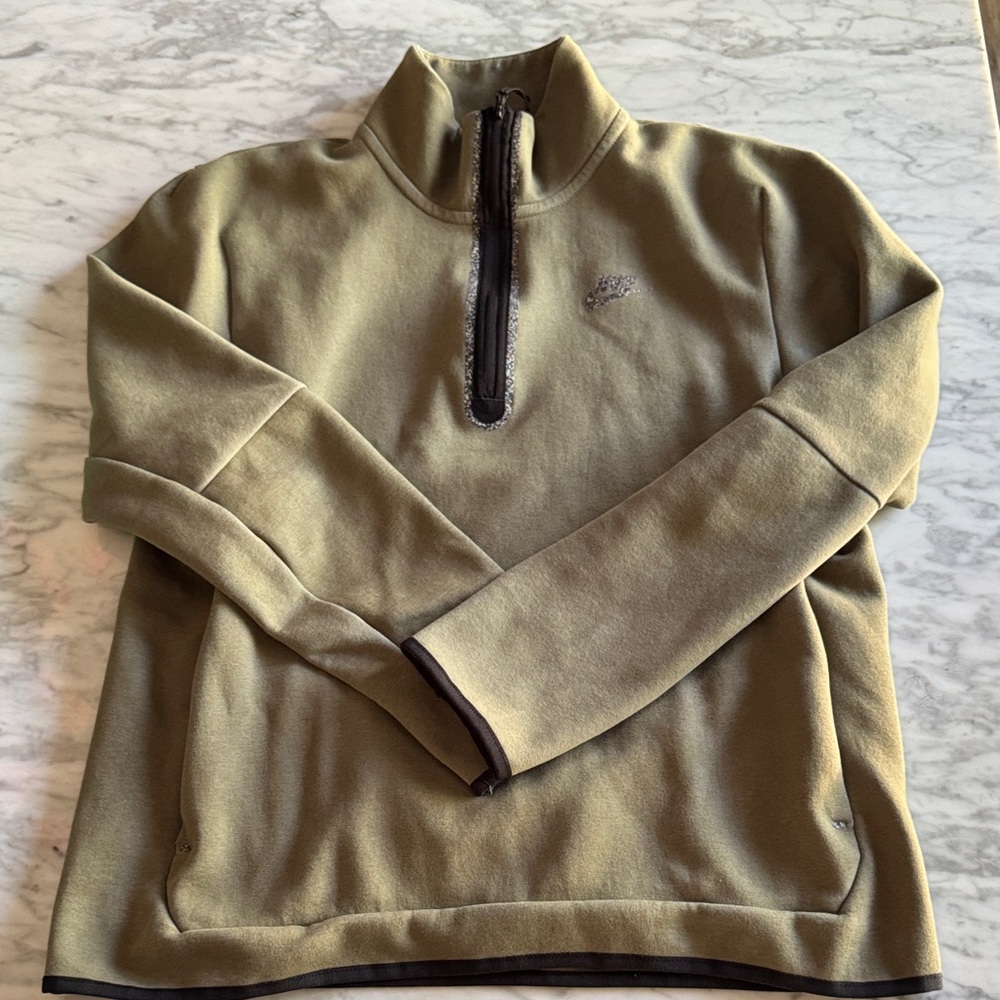 Nike Men's Quarter Zip-Up Sweater in Olive
